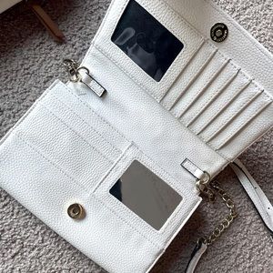 Steve Madden cross over purse, only worn a couple times